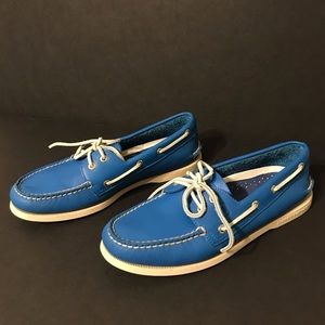 Men’s Royal Blue Genuine Leather 2-Eye Lace Up Sperry Boat Shoes Size 8.5 M